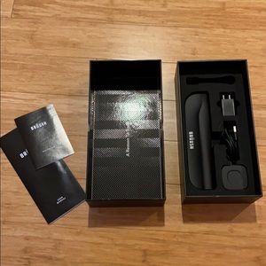 Bruush Electric Toothbrush Kit